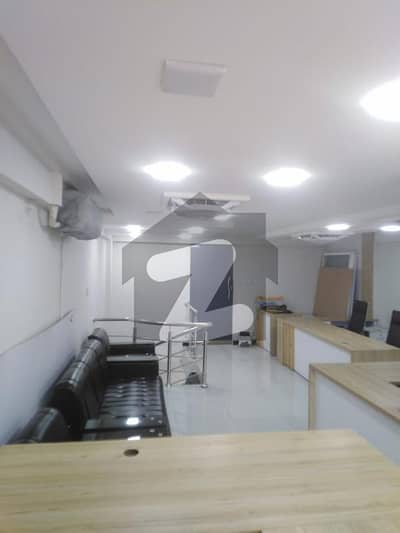 بلیو ایریا اسلام آباد میں 4 مرلہ عمارت 13.5 کروڑ میں برائے فروخت۔