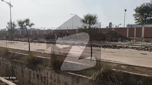 بحریہ انکلیو - سیکٹر سی 3 بحریہ انکلیو,بحریہ ٹاؤن,اسلام آباد میں 9 مرلہ رہائشی پلاٹ 1.5 کروڑ میں برائے فروخت۔