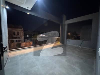 آئی ای پی انجینئرز ٹاؤن لاہور میں 6 کمروں کا 1 کنال مکان 6.6 کروڑ میں برائے فروخت۔