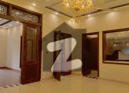 پارک ویو سٹی لاہور میں 2 کمروں کا 3 مرلہ زیریں پورشن 65.0 لاکھ میں برائے فروخت۔