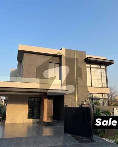 ڈی ایچ اے فیز 7 ڈیفنس (ڈی ایچ اے),لاہور میں 5 کمروں کا 1 کنال مکان 8.2 کروڑ میں برائے فروخت۔