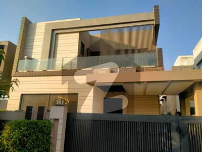 ڈی ایچ اے فیز 5 - بلاک ایل فیز 5,ڈیفنس (ڈی ایچ اے),لاہور میں 4 کمروں کا 10 مرلہ مکان 2.5 لاکھ میں کرایہ پر دستیاب ہے۔