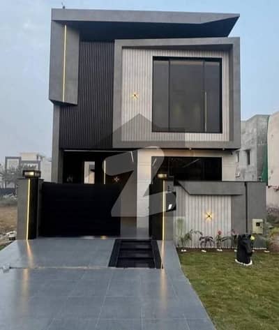 ڈی ایچ اے فیز 6 ڈیفنس (ڈی ایچ اے),لاہور میں 3 کمروں کا 5 مرلہ مکان 90.0 ہزار میں کرایہ پر دستیاب ہے۔