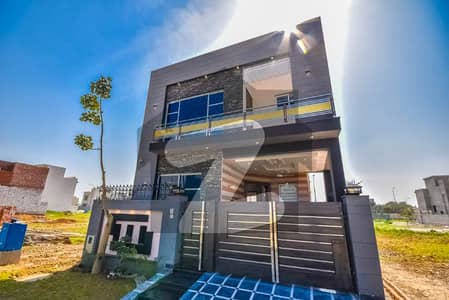 ڈی ایچ اے 9 ٹاؤن ڈیفنس (ڈی ایچ اے),لاہور میں 3 کمروں کا 5 مرلہ مکان 85.0 ہزار میں کرایہ پر دستیاب ہے۔ ڈی ایچ اے 9 ٹاؤن ڈیفنس (ڈی ایچ اے),لاہور میں 3 کمروں کا 5 مرلہ مکان 85.0 ہزار میں کرایہ پر دستیاب ہے۔