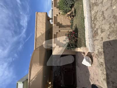 House For Sale Size (36*75) Block E