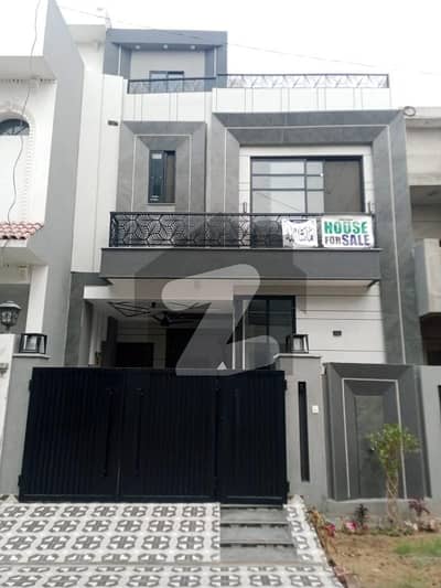 Brand New Modern House For Sale