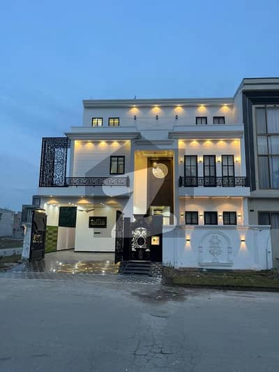 سٹی ہاؤسنگ سوسائٹی گوجرانوالہ میں 5 کمروں کا 12 مرلہ مکان 4.85 کروڑ میں برائے فروخت۔ سٹی ہاؤسنگ سوسائٹی گوجرانوالہ میں 5 کمروں کا 12 مرلہ مکان 4.85 کروڑ میں برائے فروخت۔