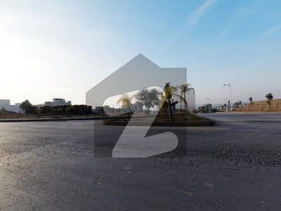 بحریہ ٹاؤن فیز 8 ۔ بلاک ایم بحریہ ٹاؤن فیز 8,بحریہ ٹاؤن راولپنڈی,راولپنڈی میں 5 مرلہ رہائشی پلاٹ 70.0 لاکھ میں برائے فروخت۔