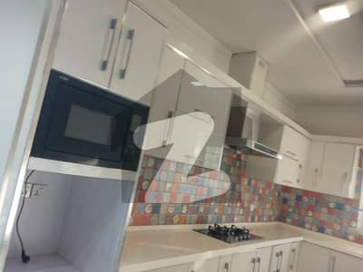 ڈی ایچ اے ڈیفینس فیز 2 ڈی ایچ اے ڈیفینس,اسلام آباد میں 3 کمروں کا 1 کنال بالائی پورشن 1.5 لاکھ میں کرایہ پر دستیاب ہے۔