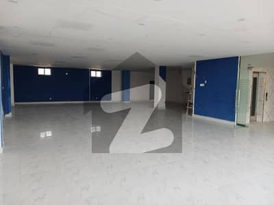 پی آئی اے مین بلیوارڈ لاہور میں 15 مرلہ Studio دفتر 3.0 لاکھ میں کرایہ پر دستیاب ہے۔