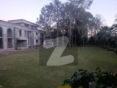 F 7 Main Margla Road House Available 2000 Square Yards 100*180 With 4 Kanal Extra Land.