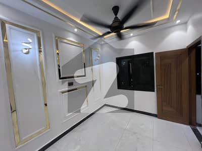 Apartment Available For Sale Phase VII Saher Commercial