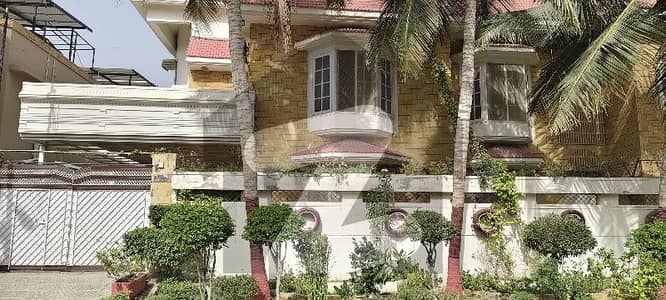 ڈی ایچ اے فیز 6 ڈی ایچ اے ڈیفینس,کراچی میں 2 کمروں کا 1 کنال زیریں پورشن 1.8 لاکھ میں کرایہ پر دستیاب ہے۔