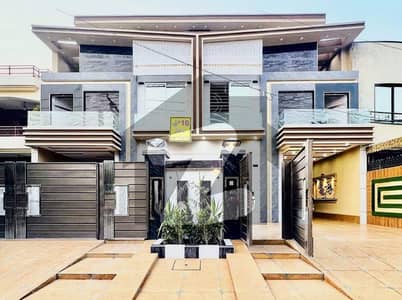 10 Marla Brand New Luxury Modern Style All Original Picture Direct Meeting Available For Sale in Johar Town