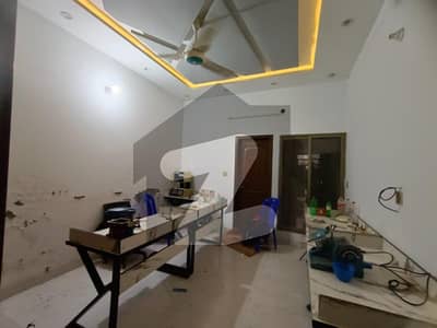 ٹاؤن شپ ۔ سیکٹر ڈی2 ٹاؤن شپ,لاہور میں 3 کمروں کا 2 مرلہ مکان 1.05 کروڑ میں برائے فروخت۔