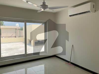 ایف ۔ 6 اسلام آباد میں 2 کمروں کا 18 مرلہ زیریں پورشن 3.3 لاکھ میں کرایہ پر دستیاب ہے۔