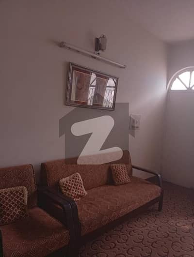 جی ۔ 10/1 جی ۔ 10,اسلام آباد میں 5 کمروں کا 10 مرلہ مکان 7.8 کروڑ میں برائے فروخت۔