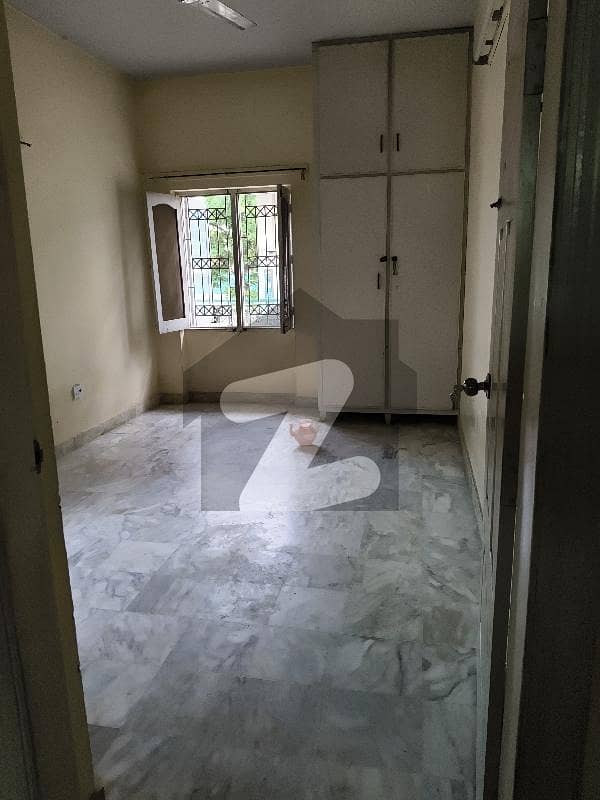 2nd floor for rent 2nd floor for rent