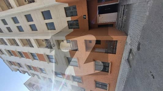 corner ground floor apartment for rent