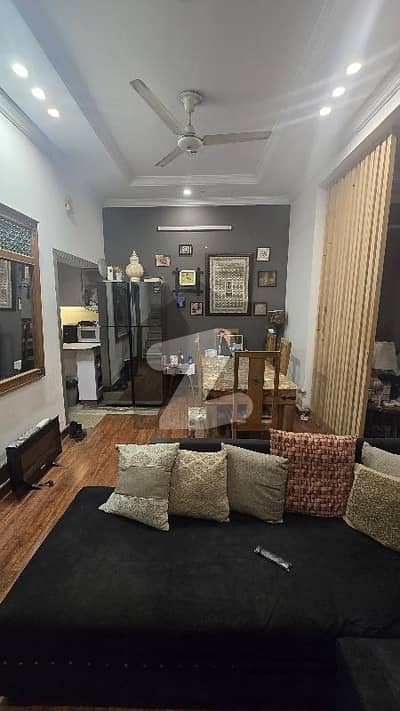 نیشنل پولیس فاؤنڈیشن او ۔ 9 - بلاک سی نیشنل پولیس فاؤنڈیشن او ۔ 9,اسلام آباد میں 4 کمروں کا 5 مرلہ مکان 2.0 کروڑ میں برائے فروخت۔