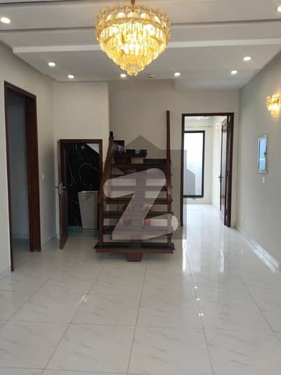 5 MARLA HOUSE AVAILABLE FOR RENT IN DHA 9 TOWN LAHORE