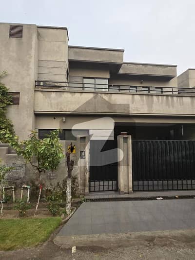 10 MARLA 4BED ROOM FULL HOUSE AVAILABLE FOR SALE IN ASKARI 11 SECTOR A LAHORE CANTT