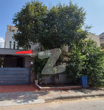 10 Marla New House for sale