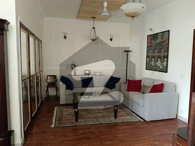 بحریہ ٹاؤن - پریسنٹ 10-اے بحریہ ٹاؤن کراچی,کراچی میں 3 کمروں کا 8 مرلہ مکان 40.0 ہزار میں کرایہ پر دستیاب ہے۔