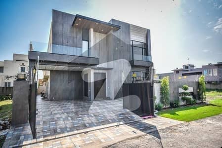 20 MARLA ELEGANT AND FULLY MAINTAINED SUPER HOT LOCATED BUNGALOW IS AVAILABLE IN THE BEST BLOCK OF DHA LAHORE.