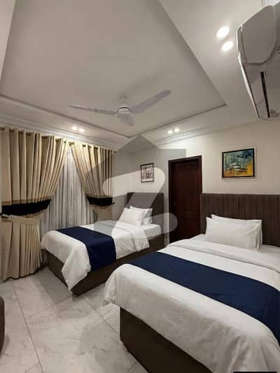 کینال روڈ فیصل آباد میں 5 کمروں کا 1 کنال مکان 2.8 لاکھ میں کرایہ پر دستیاب ہے۔