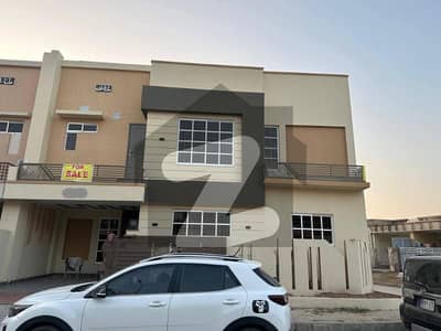 10 Marla House For sale In Beautiful Top City 1