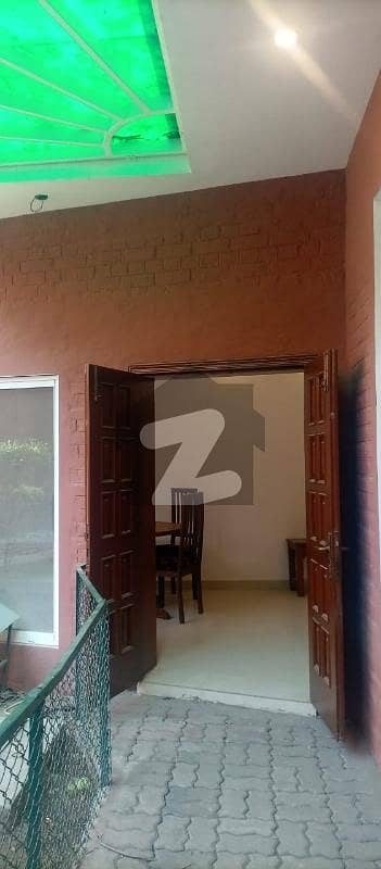 کینٹ لاہور میں 3 کمروں کا 12 مرلہ مکان 2.5 لاکھ میں کرایہ پر دستیاب ہے۔