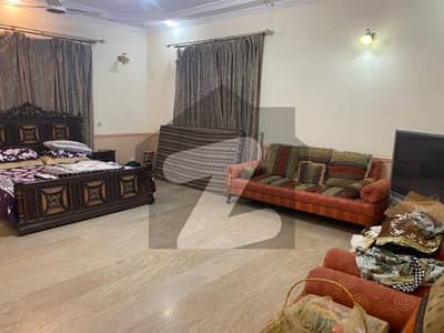 01 KANAL BEAUTIFUL HOUSE FOR RENT IN DHA PHASE 1 HOT LOCATION.