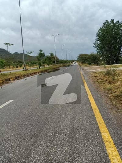 E-11/3 Corner Plot For Sale. Investor Rate