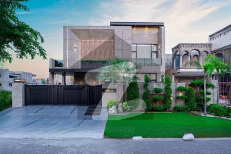 ڈی ایچ اے فیز 6 - بلاک ایم فیز 6,ڈیفنس (ڈی ایچ اے),لاہور میں 5 کمروں کا 1 کنال مکان 13.9 کروڑ میں برائے فروخت۔