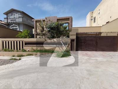 گلشن آباد سیکٹر 2 گلشن آباد,راولپنڈی میں 4 کمروں کا 1 کنال مکان 3.7 کروڑ میں برائے فروخت۔