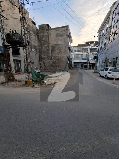 ڈی ایچ اے فیز 1 - بلاک کے فیز 1,ڈیفنس (ڈی ایچ اے),لاہور میں 4 مرلہ کمرشل پلاٹ 4.15 کروڑ میں برائے فروخت۔