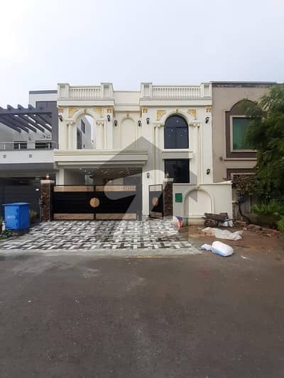 8 Marla facing park 1.5 Story modern Spanish home available for sale in bariya nashaman Lahore