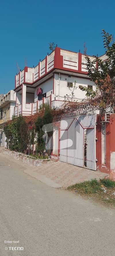 واپڈا ٹاؤن پشاور میں 8 کمروں کا 13 مرلہ مکان 2.75 کروڑ میں برائے فروخت۔