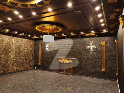 ڈی ایچ اے فیز 7 ڈیفنس (ڈی ایچ اے),لاہور میں 3 کمروں کا 1 کنال بالائی پورشن 1.3 لاکھ میں کرایہ پر دستیاب ہے۔