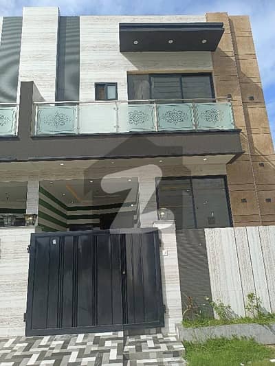 4 Marla double story house fr sale brand new home ideal and hot loction carpet road water electricity available 3D ultra model design Spanish look furnished home with wood work gated society 24 hour security guard near sozo water park near canal road near park 4 Marla double story house fr sale brand new home ideal and hot loction carpet road water electricity available 3D ultra model design Spanish look furnished home with wood work gated society 24 hour security guard near sozo water park near canal road near park