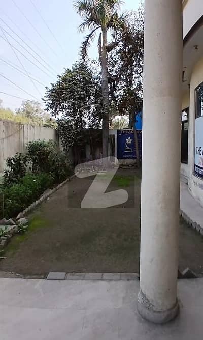 20 Marla Commercial Building For Rent Susan Road Green Belt