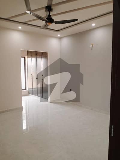 Beautiful Home Near Park In Citi Housing Samundri Road