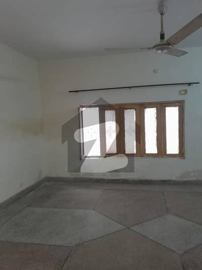 پنڈورہ راولپنڈی میں 2 کمروں کا 5 مرلہ زیریں پورشن 36.0 ہزار میں کرایہ پر دستیاب ہے۔