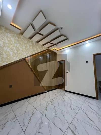 سکیم 33 کراچی میں 4 کمروں کا 5 مرلہ مکان 2.75 کروڑ میں برائے فروخت۔