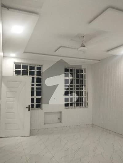 5 HOUSE FOR RENT PRIME LOCTION NEAR M ALI CHOWK COLLAGE ROOD