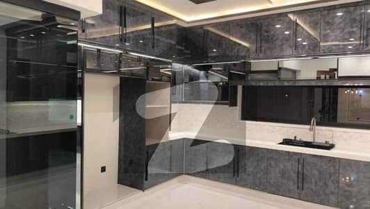 BRAND NEW HOUSE FOR SALE VVIP LOCTION ON THE MAIN 80 FIT ROOD