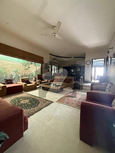 ڈی ایچ اے فیز 6 ڈی ایچ اے ڈیفینس,کراچی میں 5 کمروں کا 1 کنال مکان 15.0 کروڑ میں برائے فروخت۔