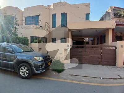 پنجاب کوآپریٹو ہاؤسنگ سوسائٹی لاہور میں 5 کمروں کا 10 مرلہ مکان 3.25 کروڑ میں برائے فروخت۔