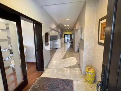 Elegant 1-Kanal Villa For Sale At On A Very Attractive Price